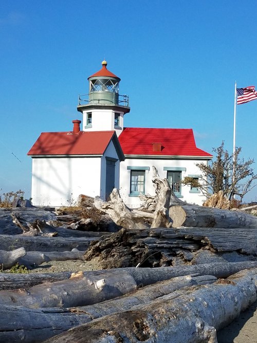Debbie Blair's Color Inspiration - A Classic Color Combo - , Wire Jewelry Design, Design, lighthouse